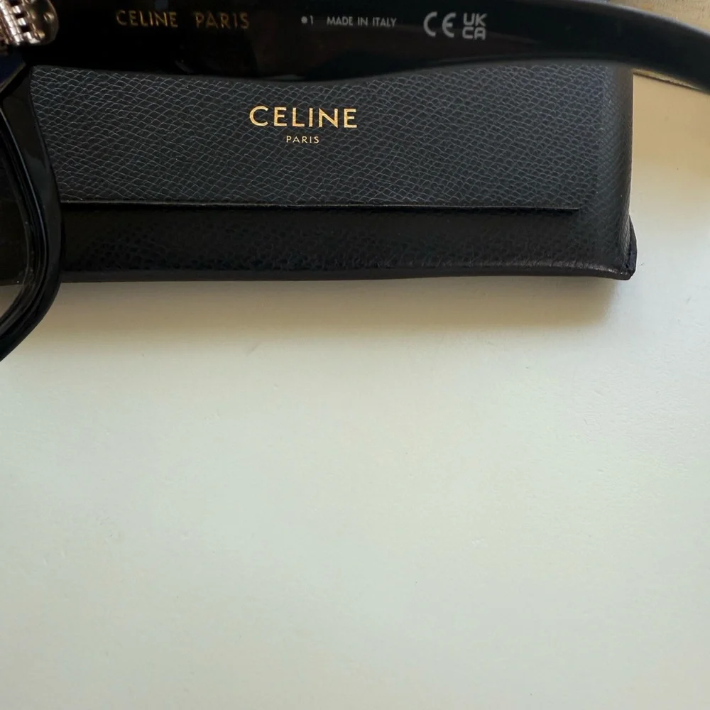 Celine Elegant Black Sunglasses - Picture 4 of 4